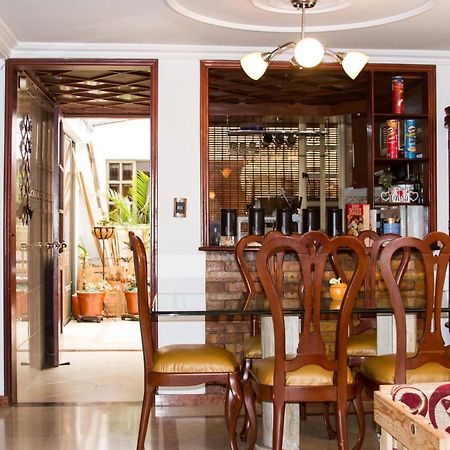 D'Lujo Bed & Breakfast Bogota Exterior photo